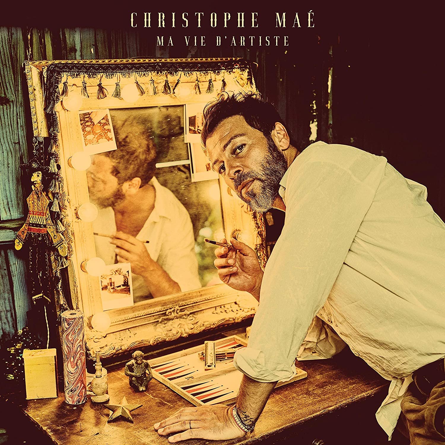 Песня christophe mae il est. Christophe Maé обложка альбома. Обложка для файлов мр3 Christophe Mae - il est ou le bonheur.