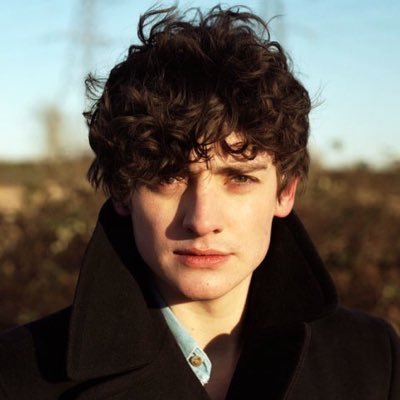 aneurin barnard