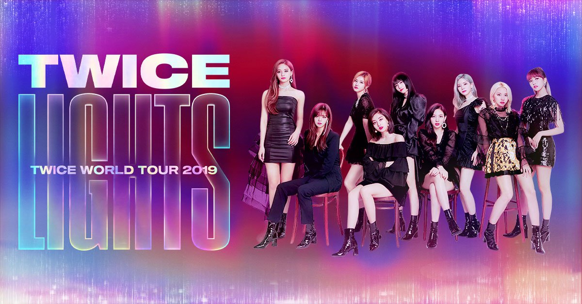 TWICE World Tour 2019 'TWICELIGHTS' at Wintrust Arena (Chicago) on
