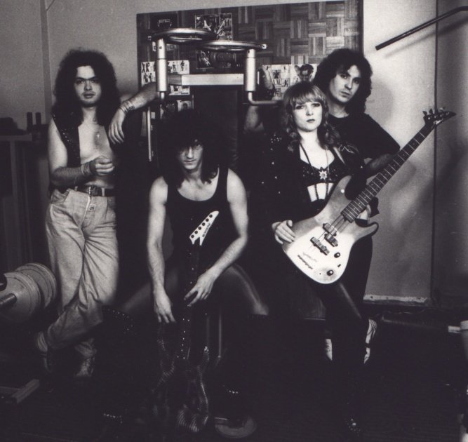 группа маркиза