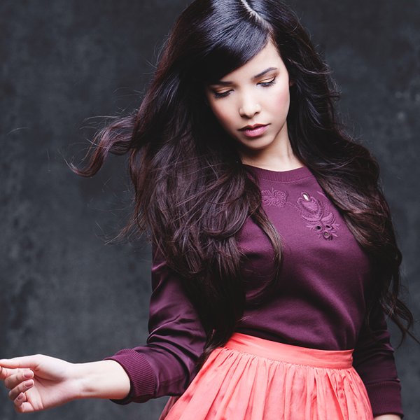 Indila age, hometown, biography Last.fm