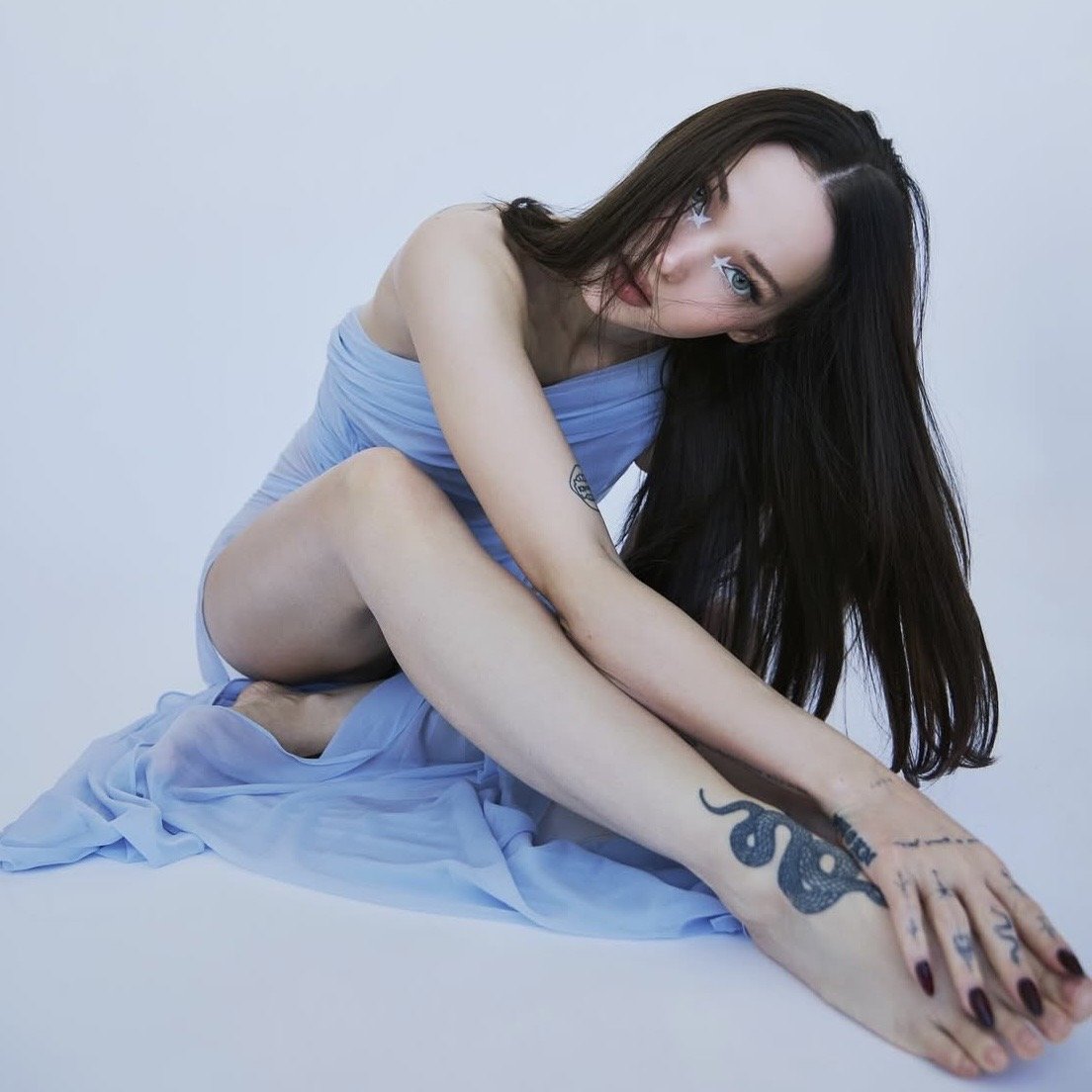 Dove Cameron の音楽、動画、統計および写真 | Last.fm