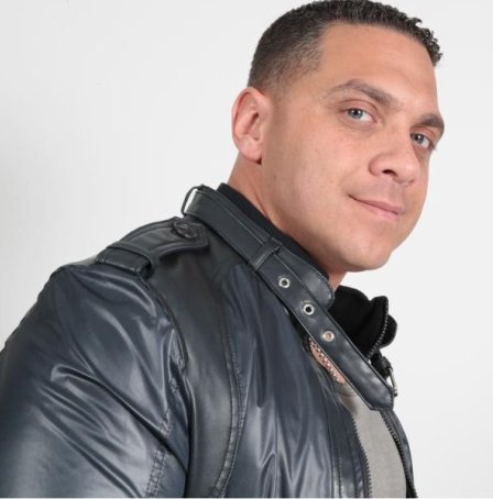 vic latino net worth - Ilustrasi 3