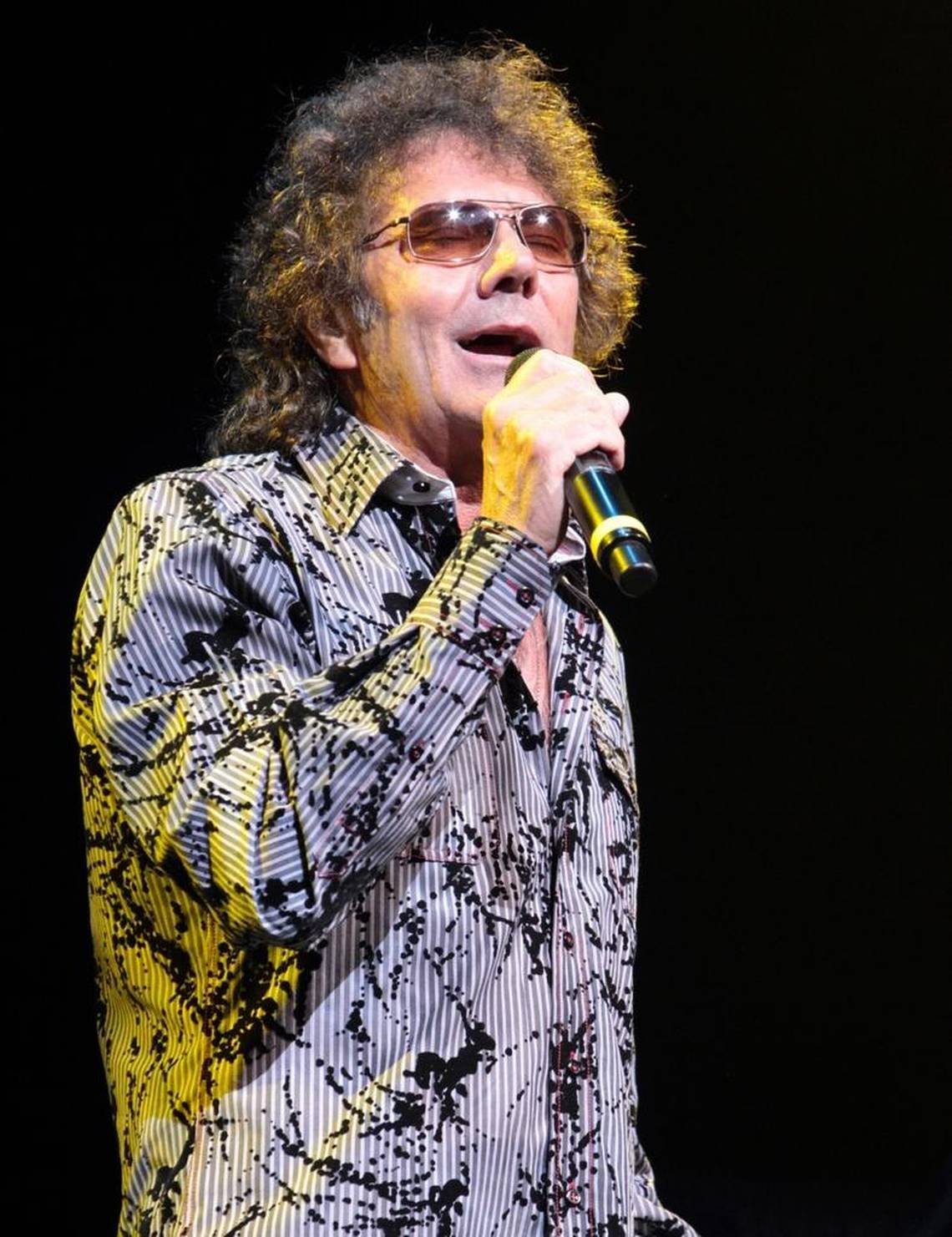 mickey thomas - Ilustrasi 3