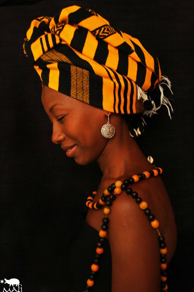 Fatoumata Diawara cover
