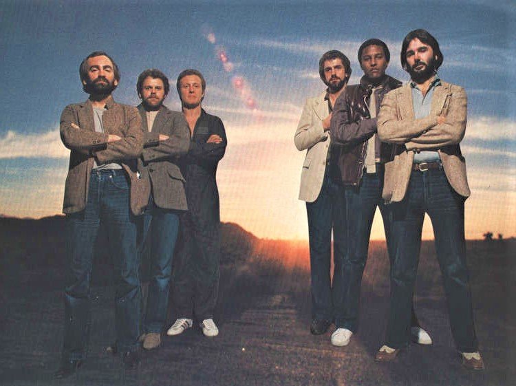 Average white band 1977 benny and us. Average white band фото. Constantine группа. White band. Группа average white band.