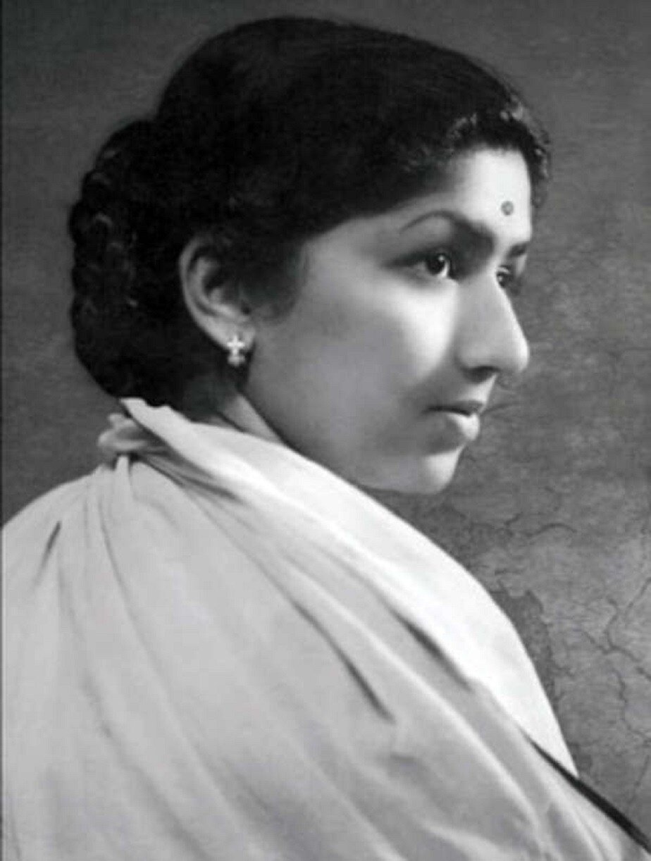 Bheti Lagi Jiva Lagalise Aas — Lata Mangeshkar | Last.fm