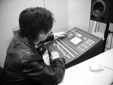 友澤眞 の音楽、動画、統計および写真 | Last.fm
