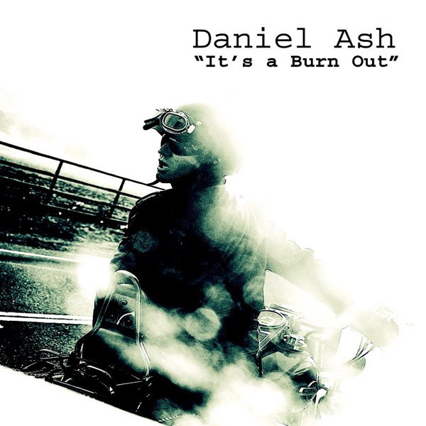 Ashed last run away. Daniel Ash. Даниэль Эш. Дэниел Эш.