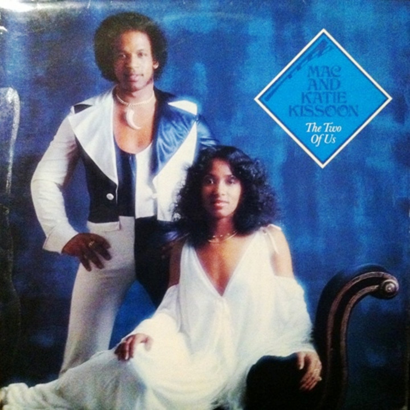 Two of us cats. From me to you us single. Bill withers just the two of us. Just the two of us табы. Two of us dvd 2000.