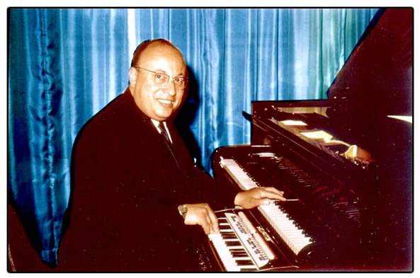 Jean-Jacques Perrey music, videos, stats, and photos | Last.fm
