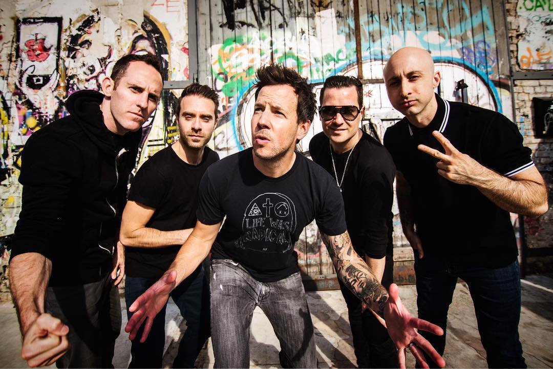 Simple plan gone. Группа simple Plan. Симпл ПЛЭН. Simple Plan 2022. Симпл ПЛЭН вокалист.