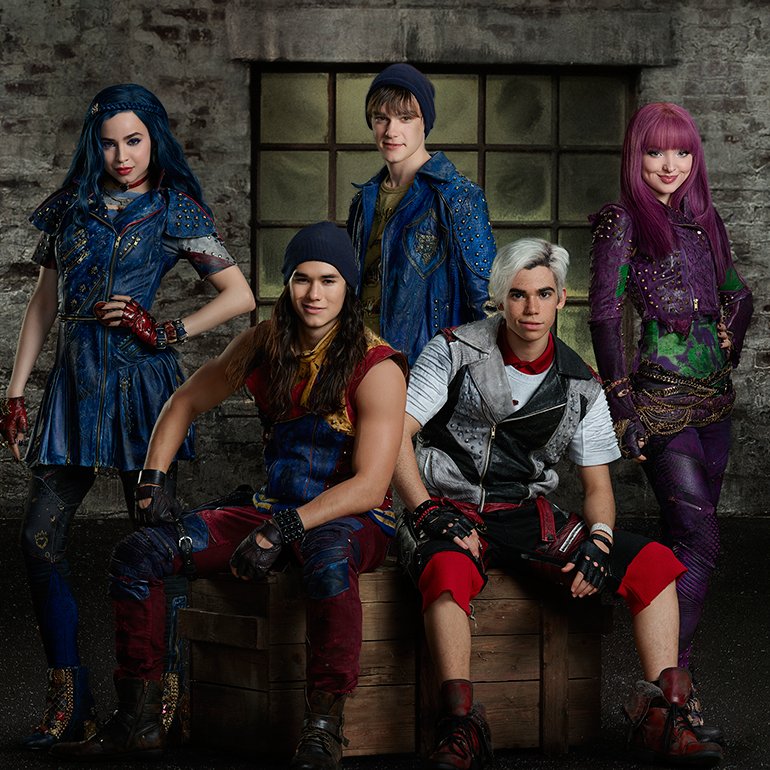 Наследники кинопоиск. Наследники Дисней 1. Наследники (descendants) 2015. Мэл Наследники. Мэл Наследники 3.