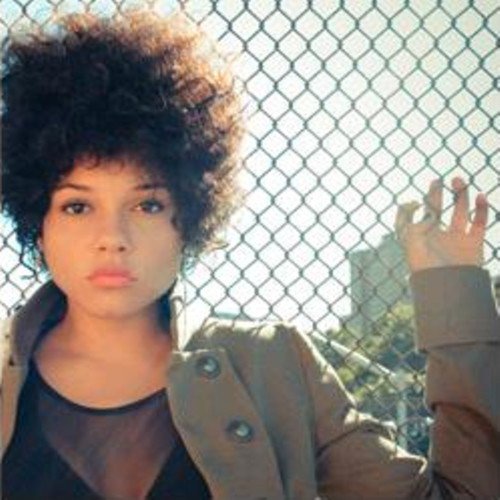 Sophia Urista biography Last.fm