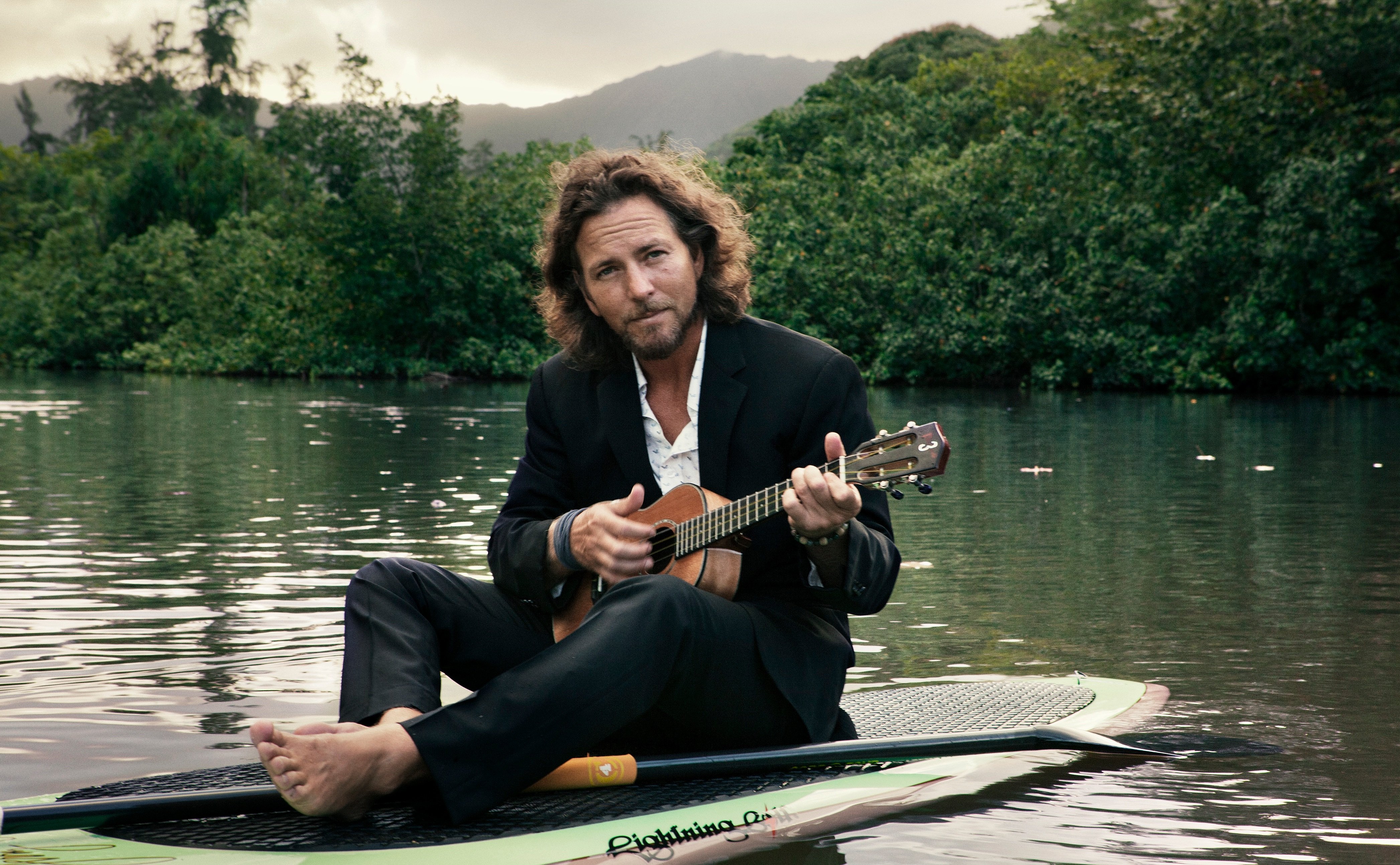 Eddie Vedder age, hometown, biography 