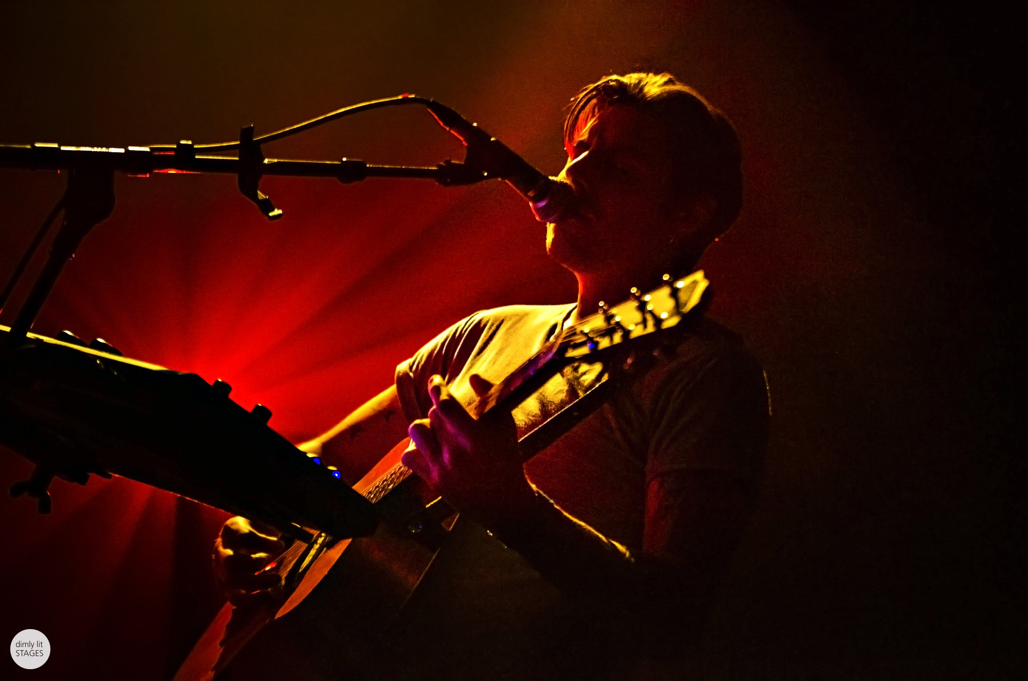 Low roar death stranding. Low roar i'll keep coming. Low roar альбом. Easy way low roar. Low roar похожие исполнители.