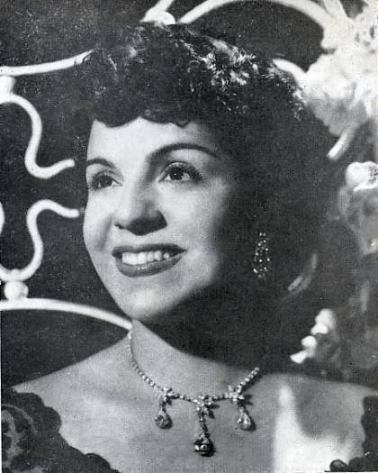 Velia Martinez's Instagram, Twitter & Facebook on IDCrawl