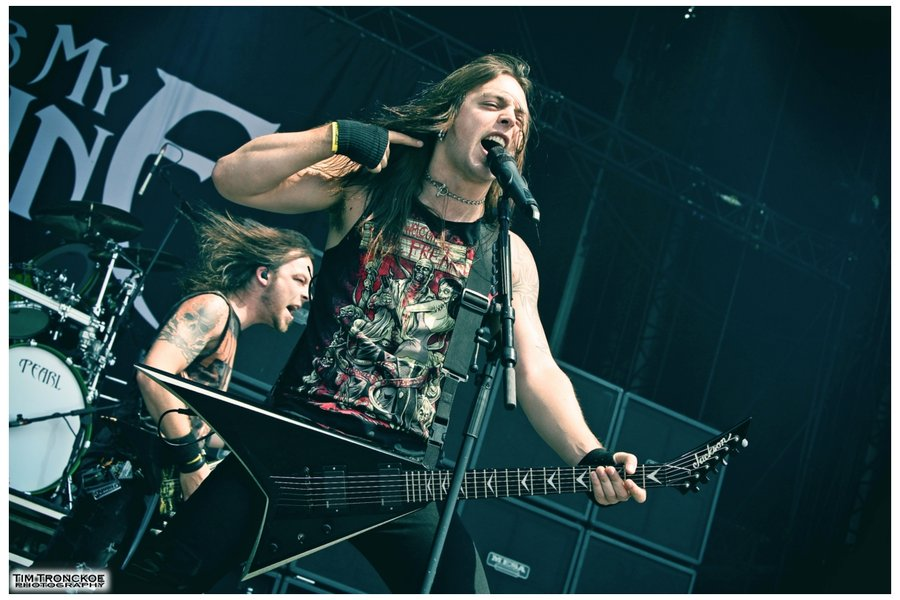 Булет фор май. Bullet for my valentine концерт. bullet for my valentine вокалист. рок группа валентайн. группа булет фо май валентайн.
