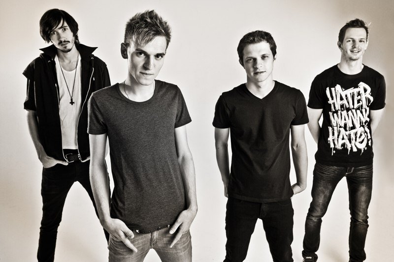 Группа тени. Группа тени. Тени свободы группа логотип. Группа тени свободы. Тени свободы мерч.