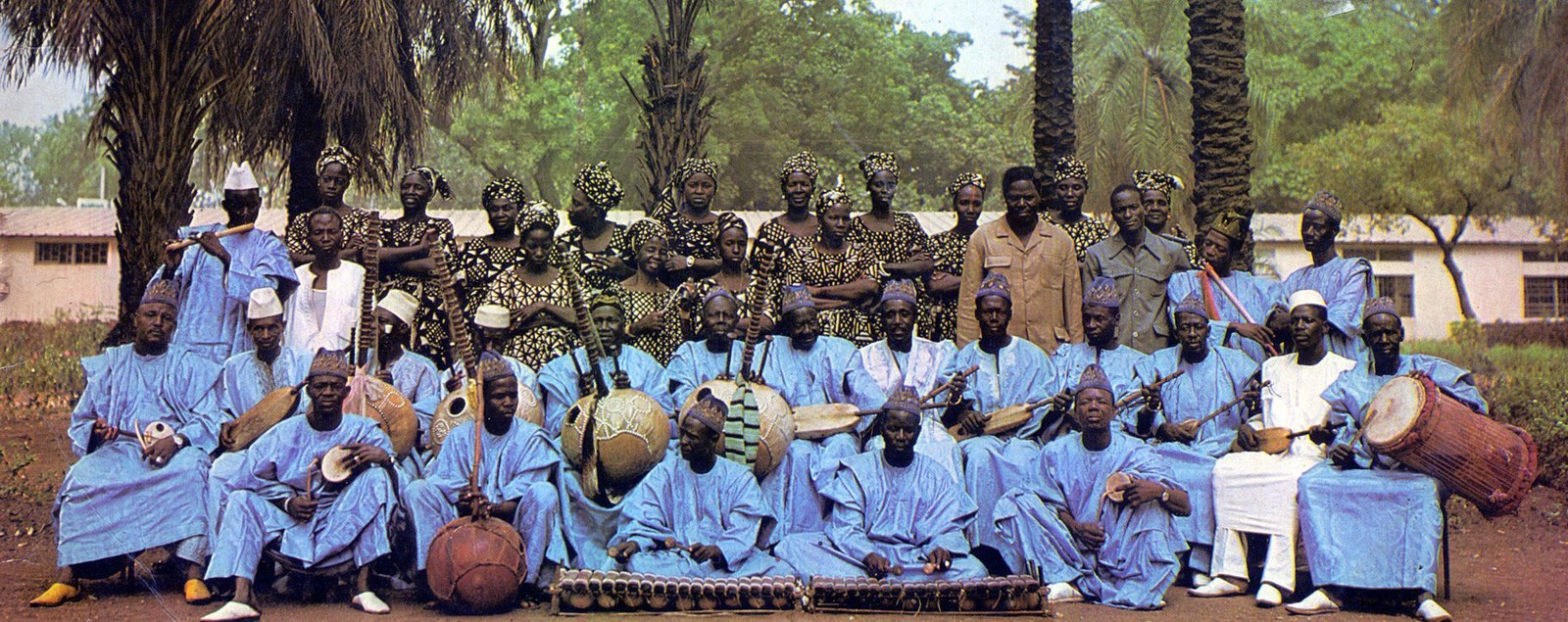 Ensemble Instrumental National du Mali : musique, vidéos, statistiques et  photos | Last.fm