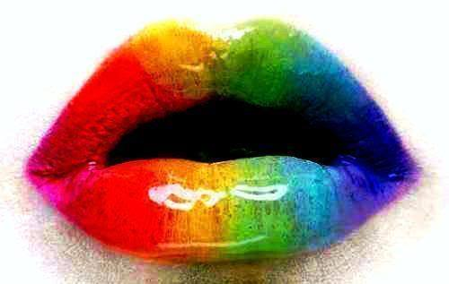Pin on Imagens Criativas ✔ Rainbow aesthetic, Pink lips, Glitter roots