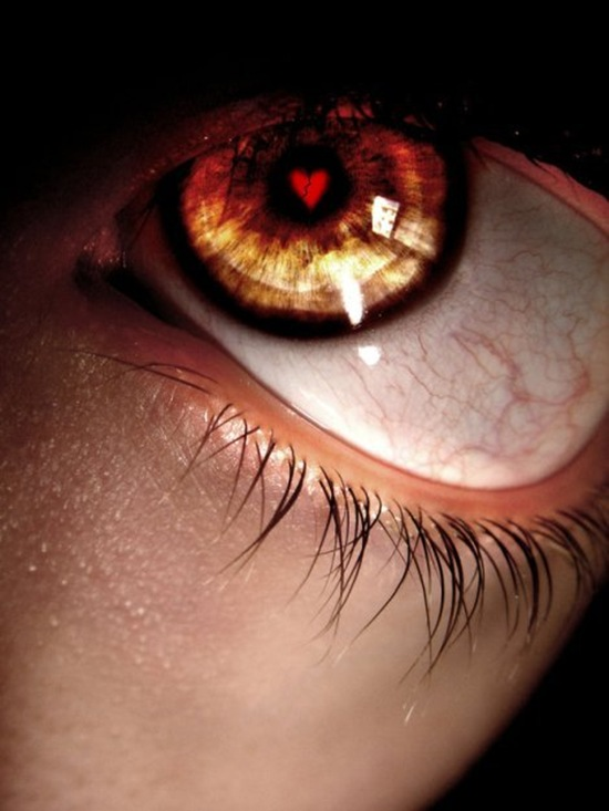 Отражение в глазах. Пустые глаза арт. Отражение в глазах. Отражение в зрачке. Кристальные глаза.