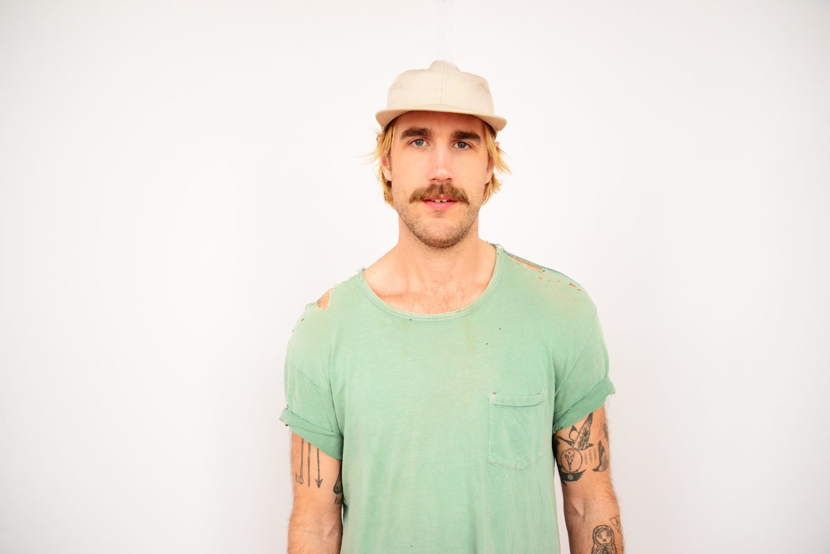 Yellow Eyes Rayland Baxter Last Fm