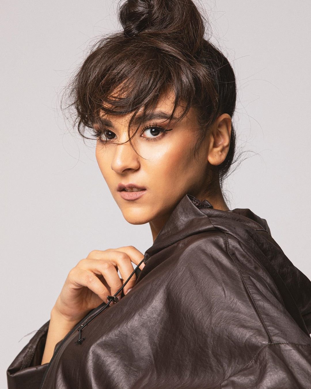 Sura iskenderli. Sura iskenderli yok. Sura iskenderli. Турецкая певица сура искендерли. Sura iskenderli yok.