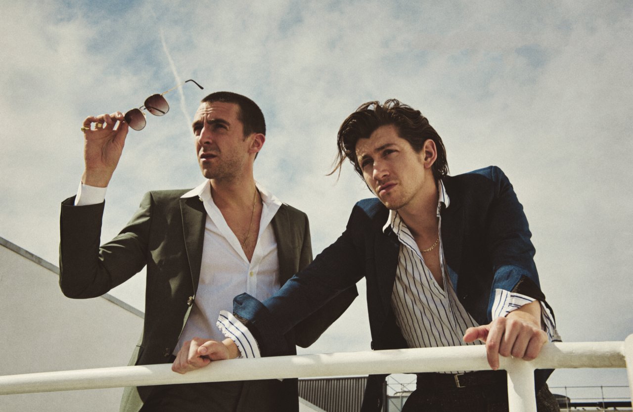 Standing Next to Me — The Last Shadow Puppets | Last.fm