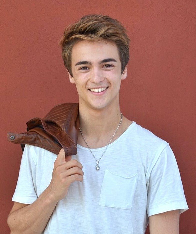 леонардо чекки. леонардо чекки фильмы. леонардо чекк. Alex leonardo cecchi. леонардо чекки.