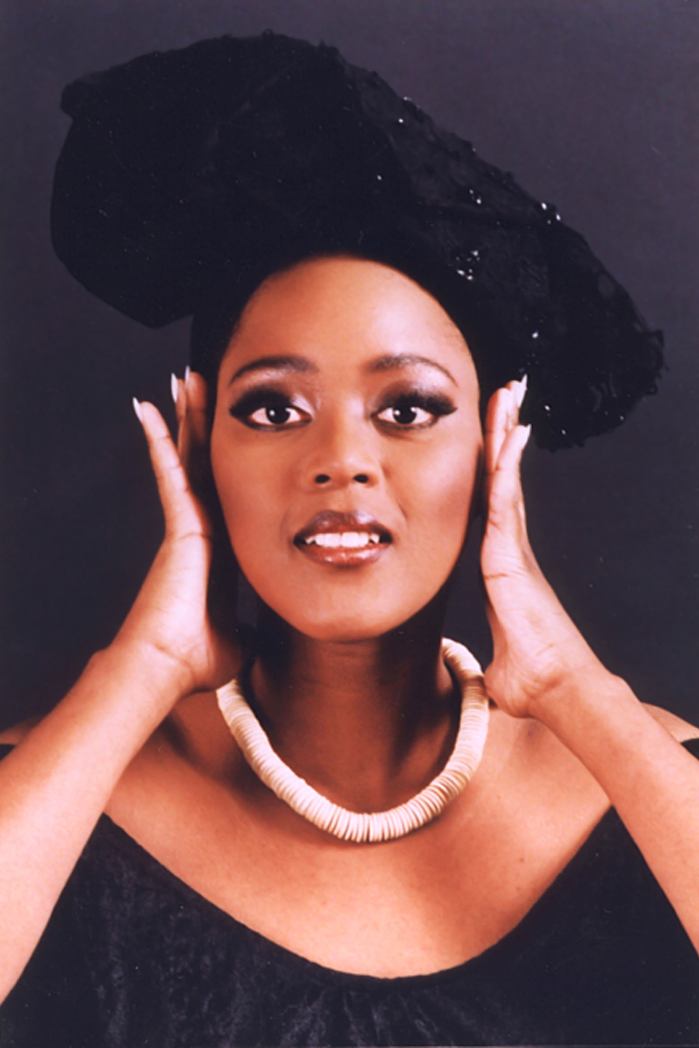 Tsidii Le Loka music, videos, stats, and photos Last.fm