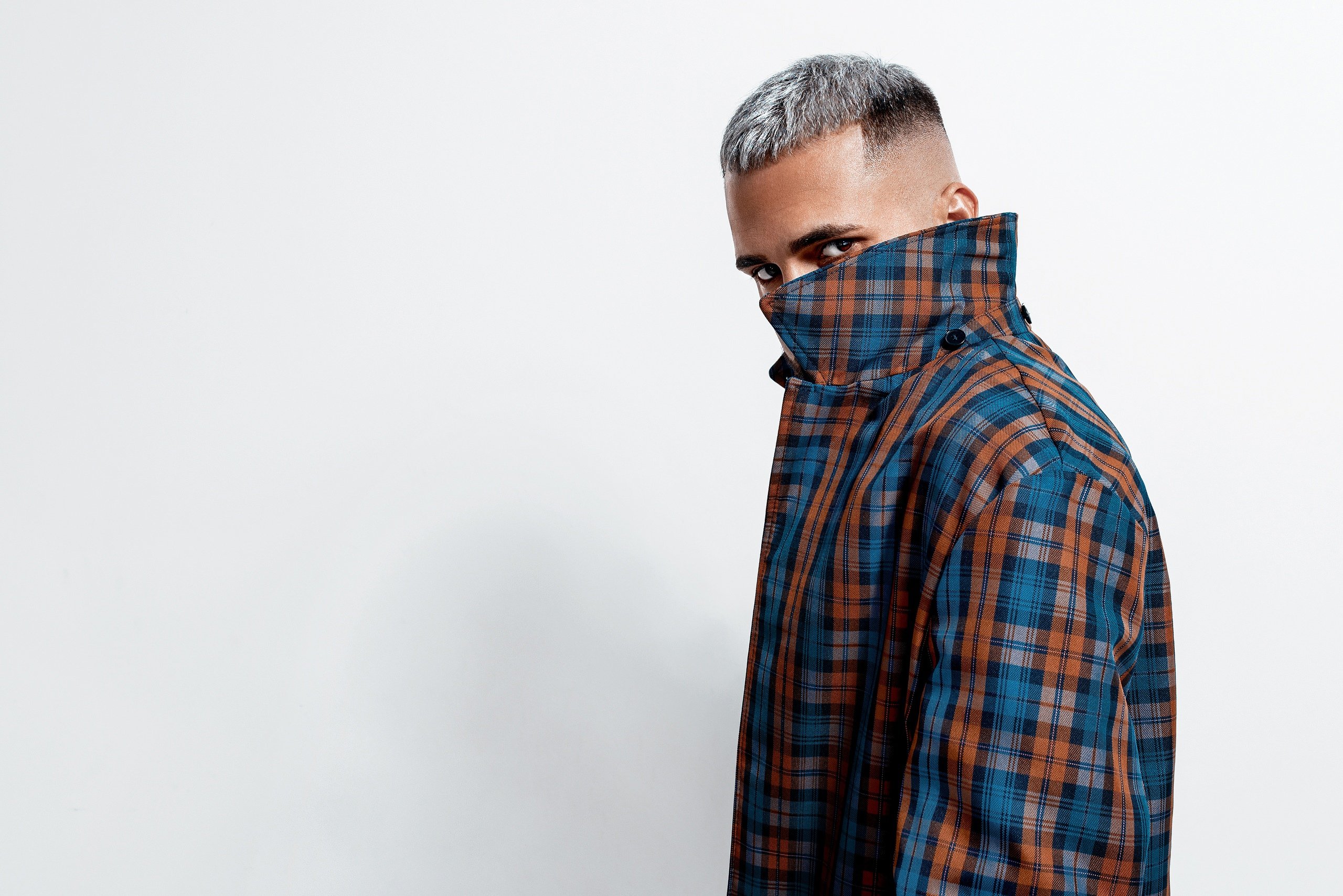 Dj layla feat. Fly away m. M hustler fly. M. Fly away m.