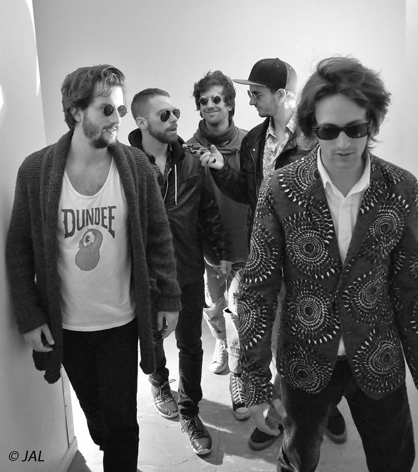 Dundee - Música, videos, estadísticas y fotos | Last.fm