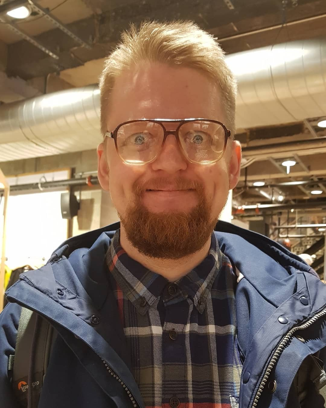 Блоггер евгений таранов катрузов. Евгений таранов саймон. Евгений таранов дальнобой сша инстаграм. Евгений таранов тольятти. Евгений катрузов тольятти.