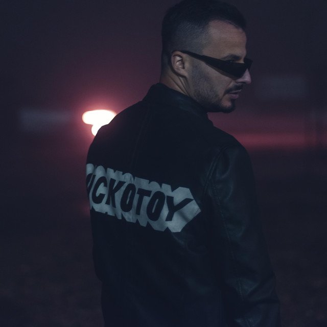 Elvana gjata hot. Danny chris sickotoy. Sickotoy фото. Ppcocaine pj. Sickotoy музыкант.