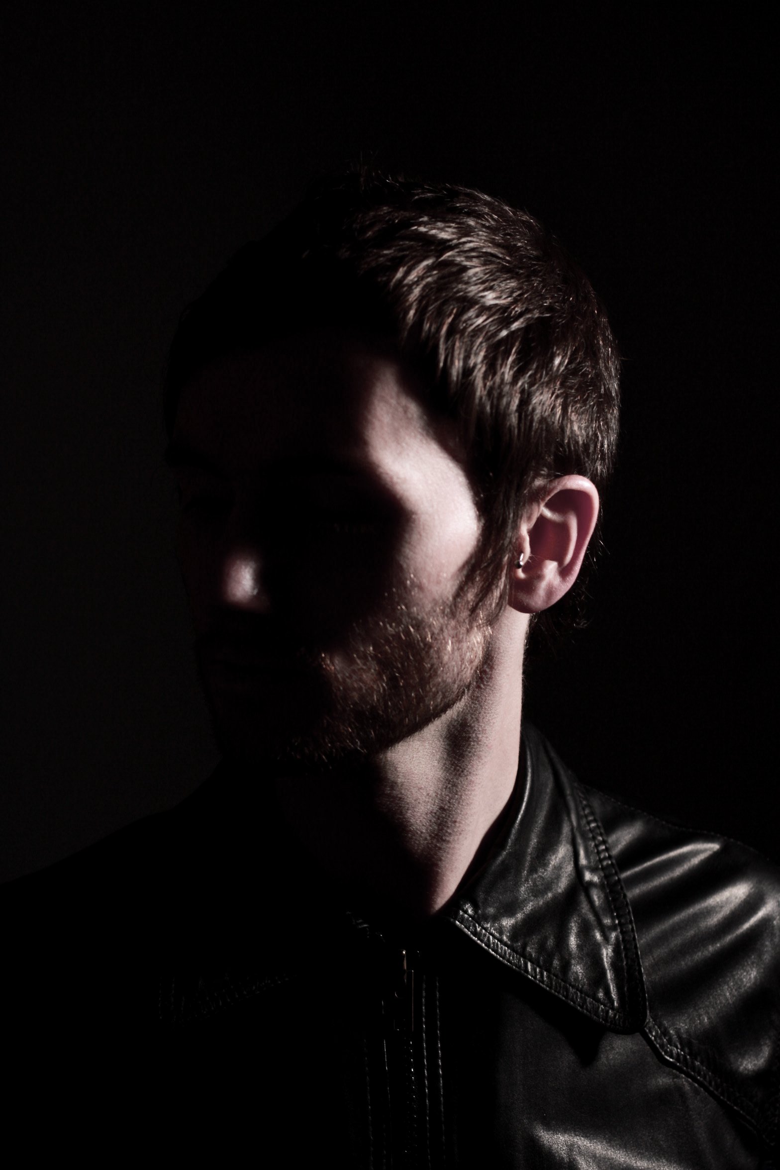 Песня black strobe
