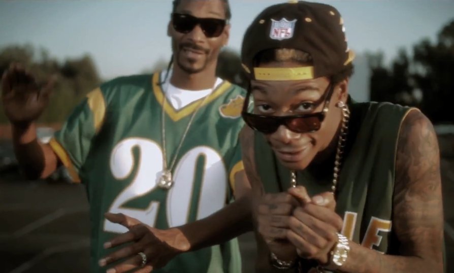 are snoop dogg and wiz khalifa related