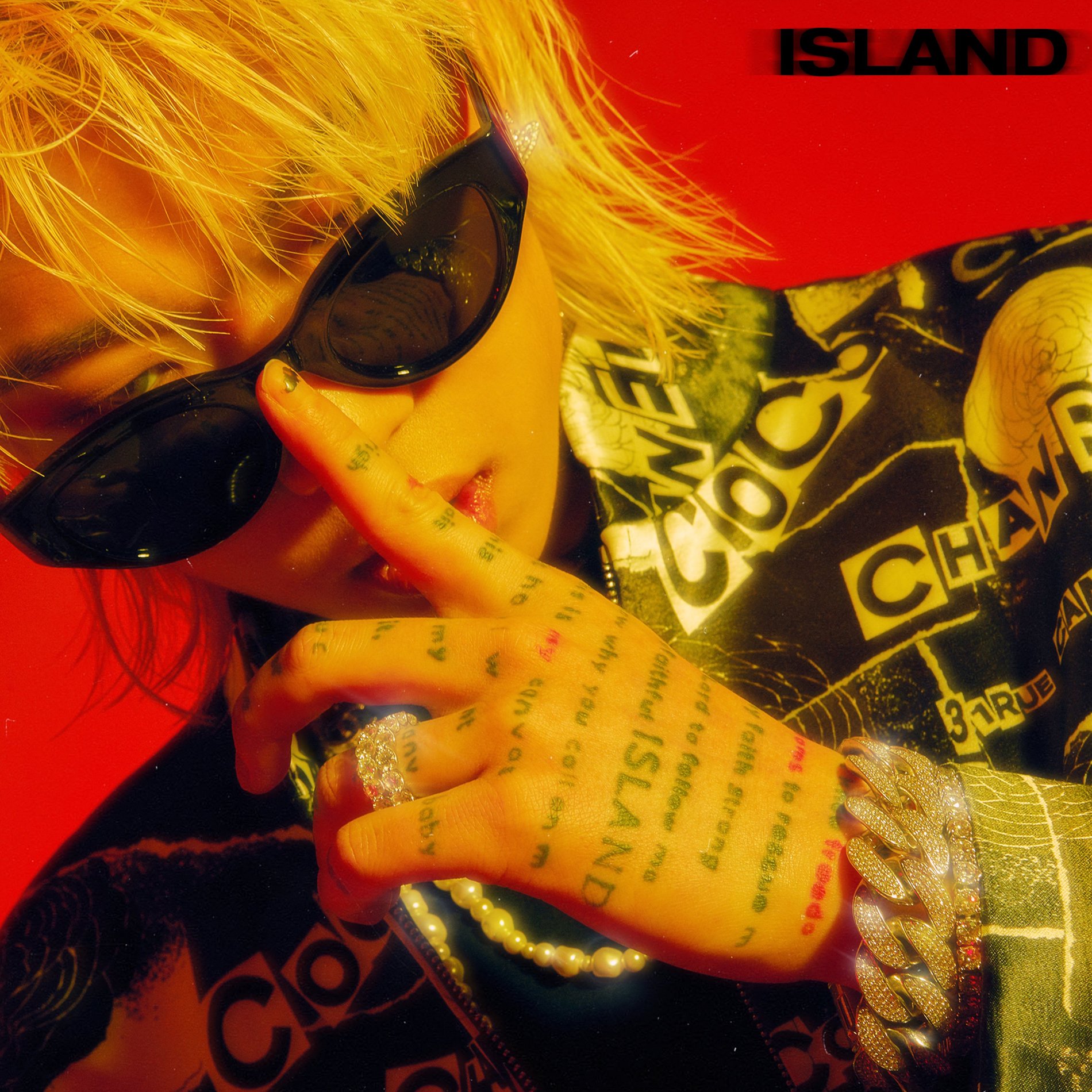 One more island. Эш Айленд. Эш корейский рэпер. Ash Island album. Ash Island Эстетика.