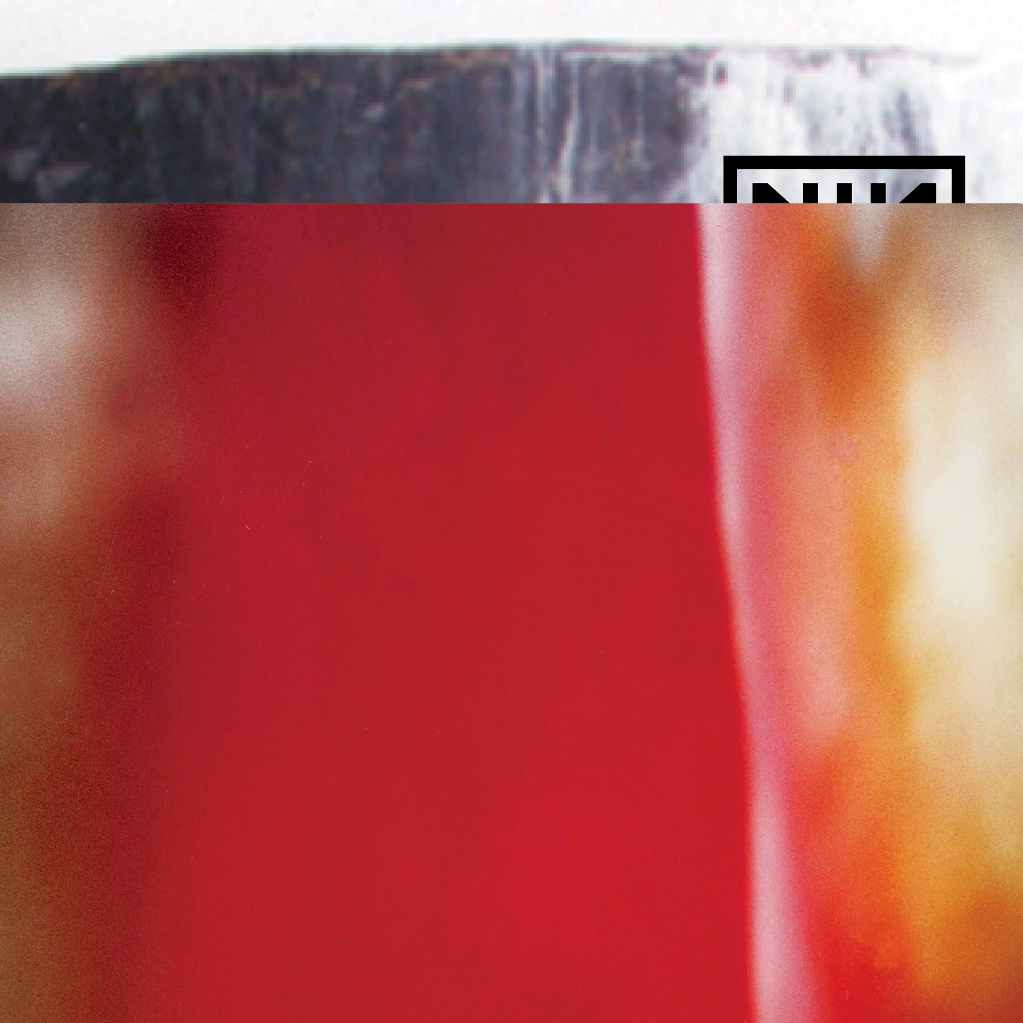 Nine inch nails the fragile vinyl. Fragile nine. Хрупкое наклейка. Nine inch nails fragile. Осторожно хрупкое.