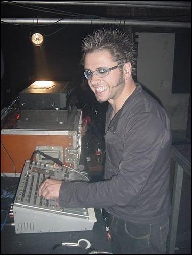 Dero music, videos, stats, and photos | Last.fm