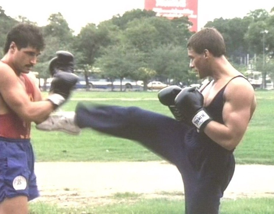 Кикбоксер саундтрек. Мэйли кикбоксер 1989. Кикбоксер 1989 ost. Плакат кикбоксер ван дамм. Саундтрек к фильму кикбоксер.