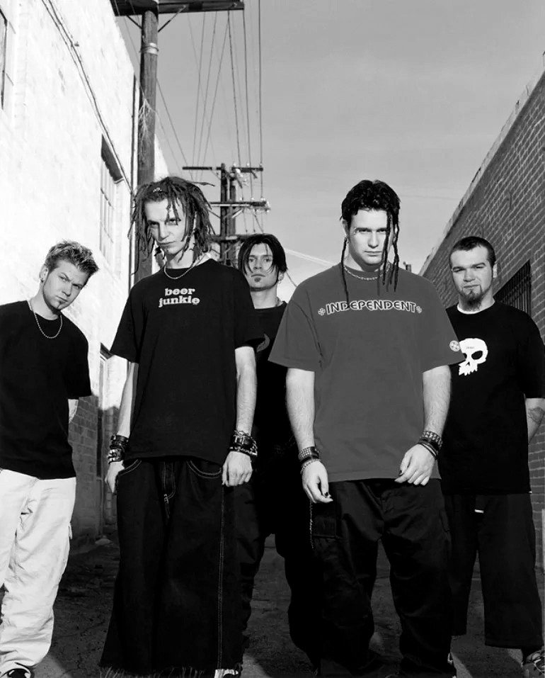 Switched music, videos, stats, and photos Last.fm