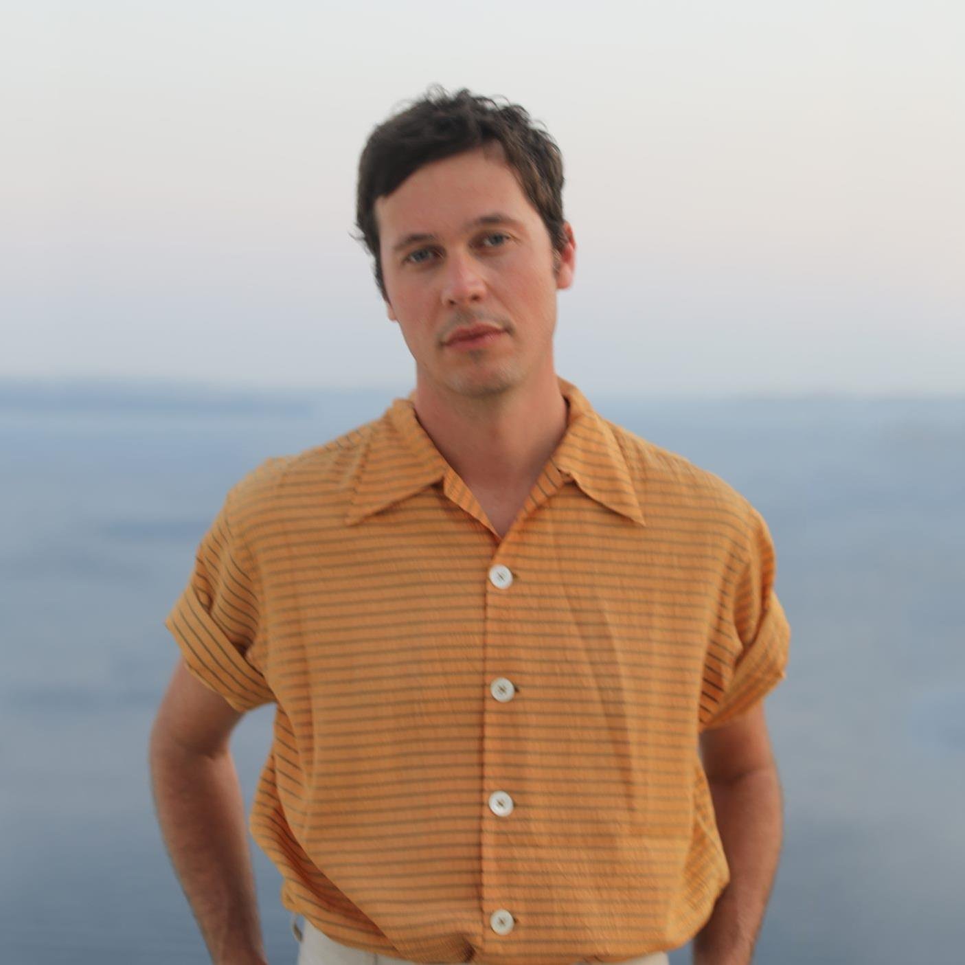 Washed out фотосессия. Amtrac. To be washed out. Washed out felpa. Belong washed out.