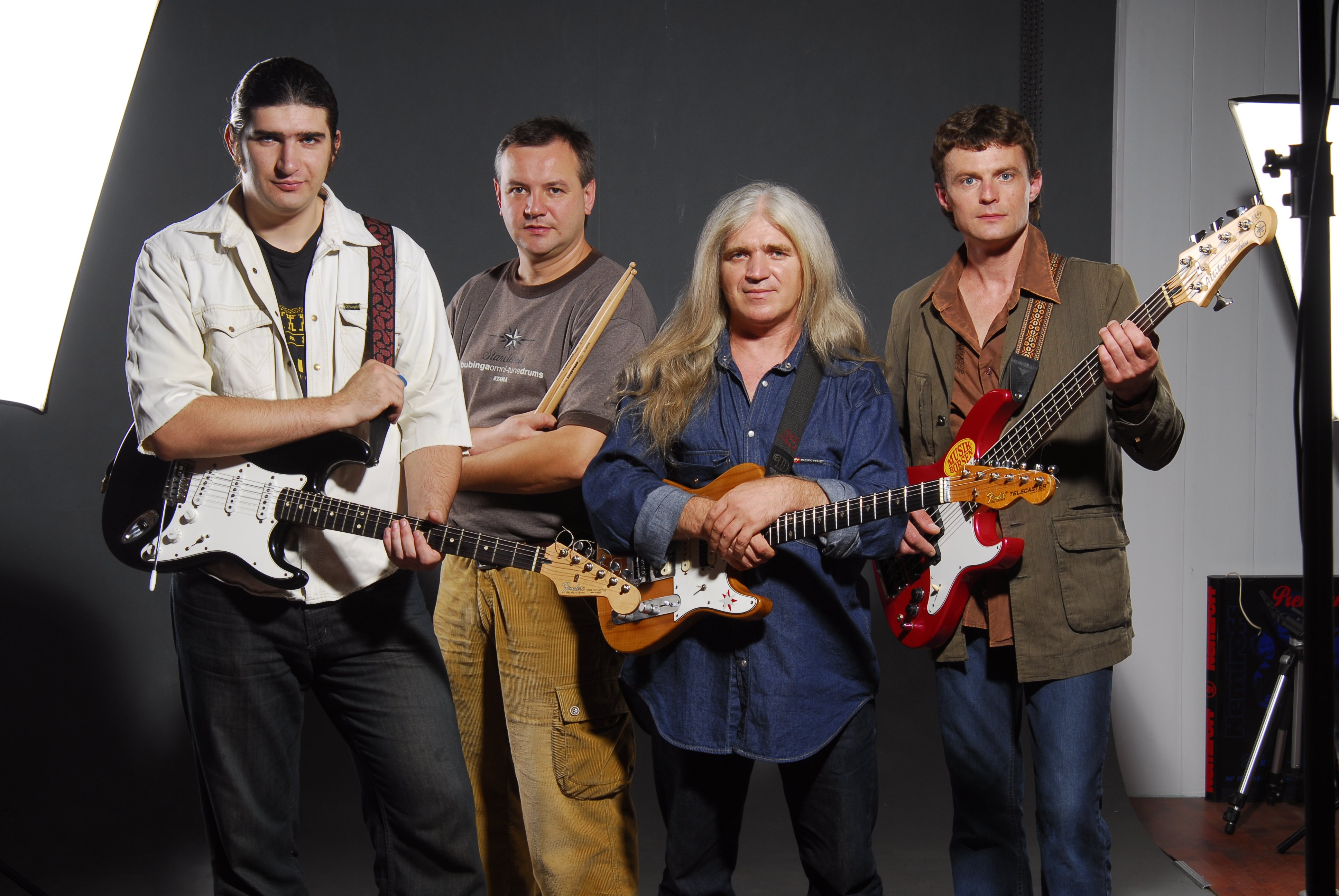 Эласт группа. Group last. Группа on-the-go. Эласт группа участники. Dio "last in line".