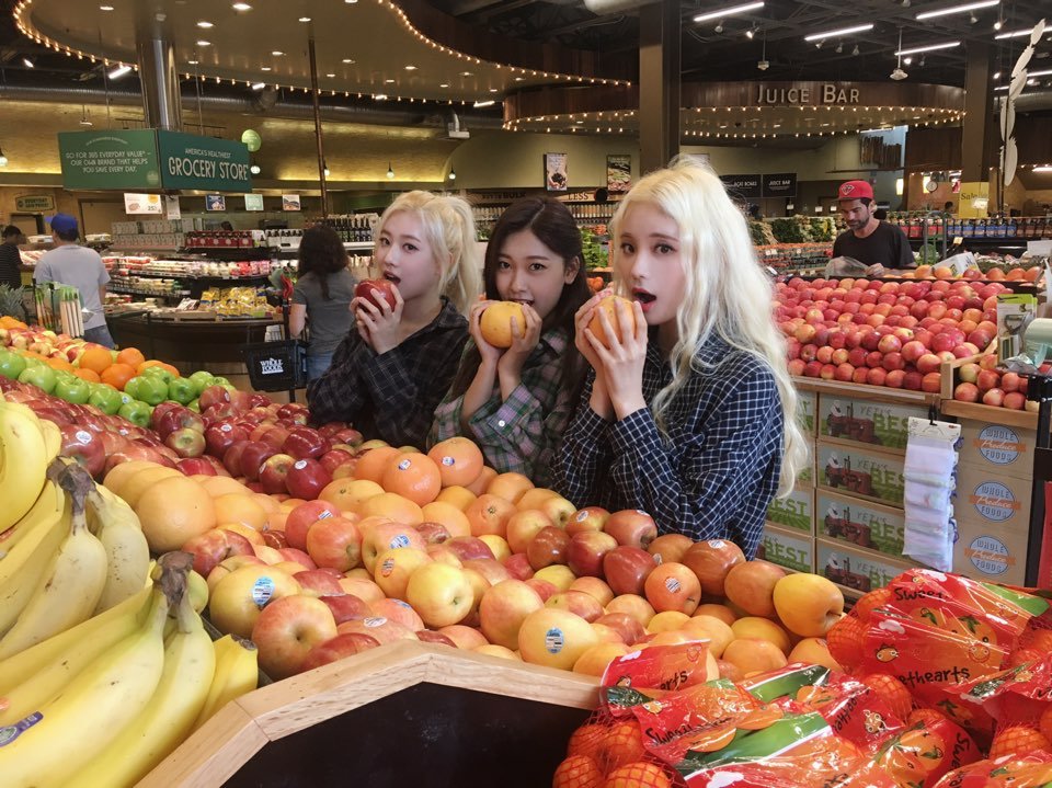 LOOΠΔ / ODD EYE CIRCLE music, videos, stats, and photos | Last.fm