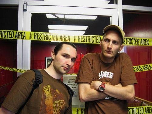 Rage the outside agency. Agency outside. Китайский бизнесмен сток. Outside agent. Borderline the outside agency.