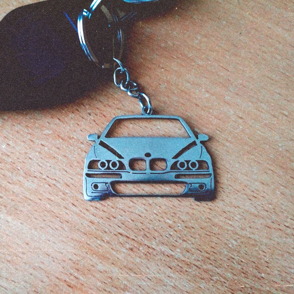 чёрная машина soska69. соска 69 чёрная машина автор. чёрная машина soska69. песня соска машин. текст песни чёрная машина soska69.