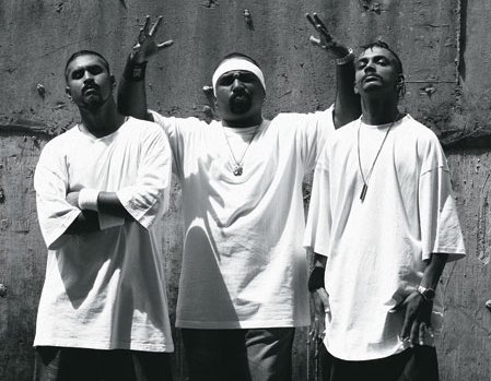https://lastfm.freetls.fastly.net/i/u/ar0/9c0497ee1ca54b56a2a45b36a130721c.jpg