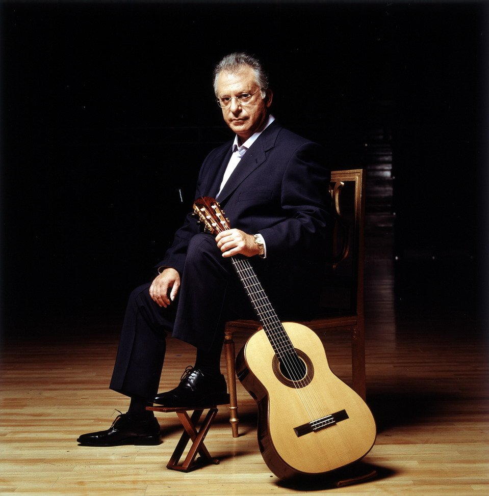 Паоло доменикони. Гитаристы классики. Гитара композиторы. Американский гитарист и композитор черный. Рикардо гальен гитара.