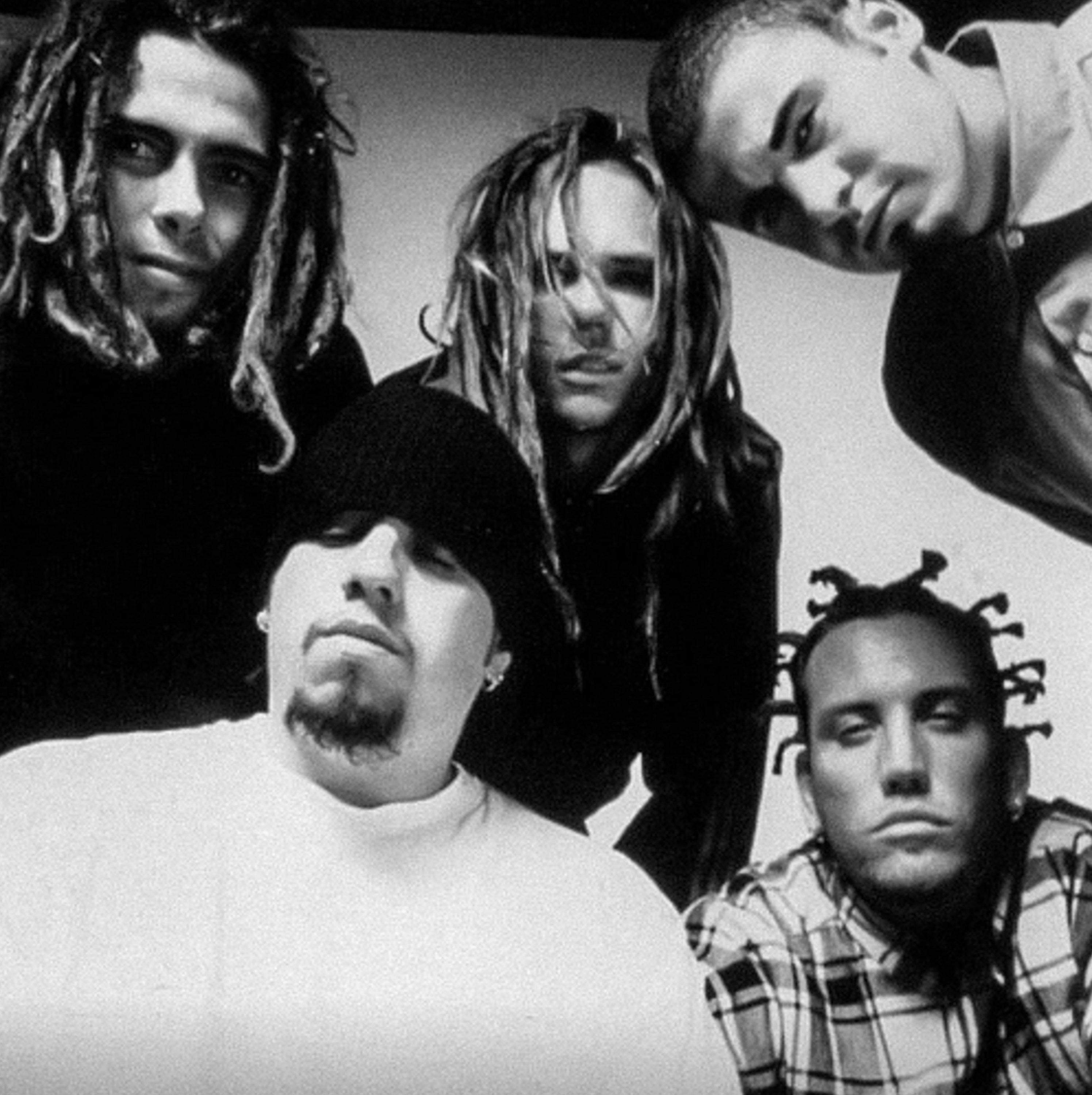 Korn break. Korn 1992. korn 1993. korn 1997. группа korn молодые.